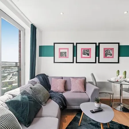 Duplex Penthouse In Leeds - Sleeps 4 شقة *